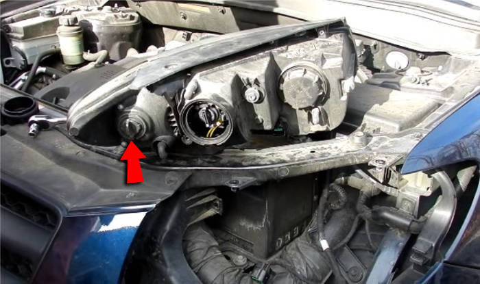 Лампа указателя поворота на Hyundai Santa Fe CM 2006-2012