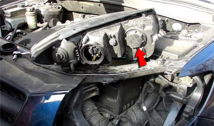 Защитная крышку лампы дальнего света Hyundai Santa Fe CM 2006-2012
