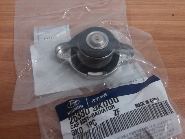Крышка радиатора 1.1 бар 25330-3K000 на Hyundai Santa Fe CM 2006-2012