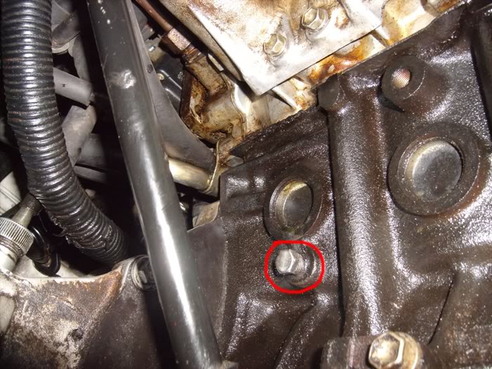 Пробка слива охлаждающей жидкости из блока цилиндров Toyota RAV4