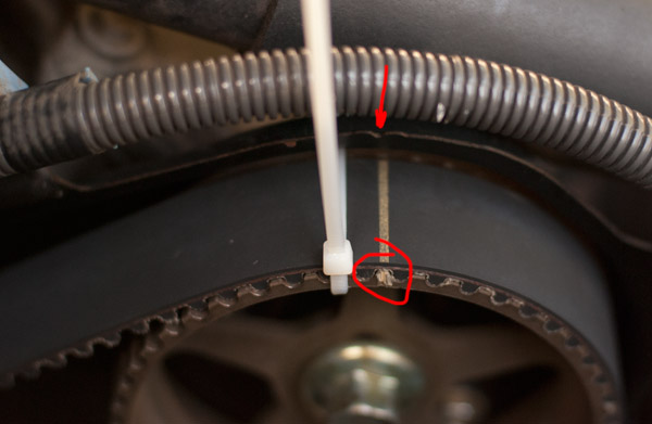 Метки правильной установки привода газораспределительного механизма Toyota RAV4
