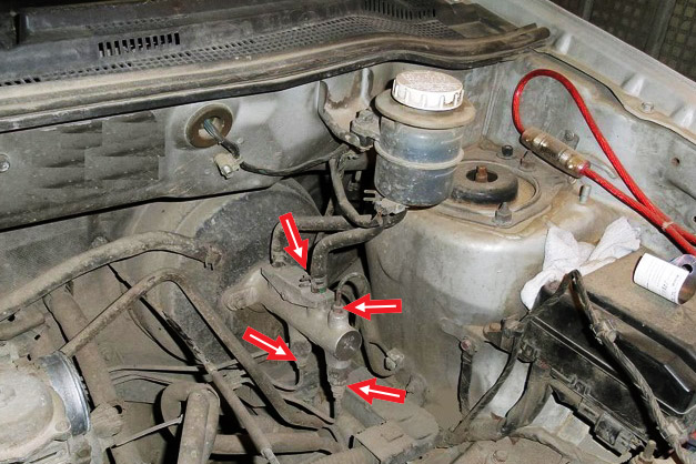 Тормозные трубки подходящие к ГТЦ Mitsubishi Outlander I 2003 - 2008