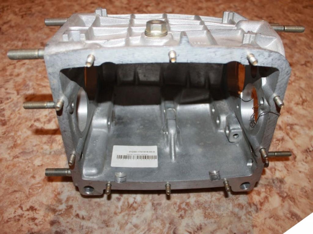Картер коробки передач Chevrolet Niva