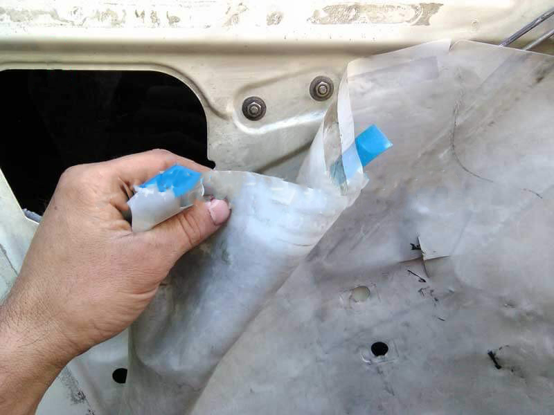 Снятие влагозащитной пленки двери Chevrolet Lanos