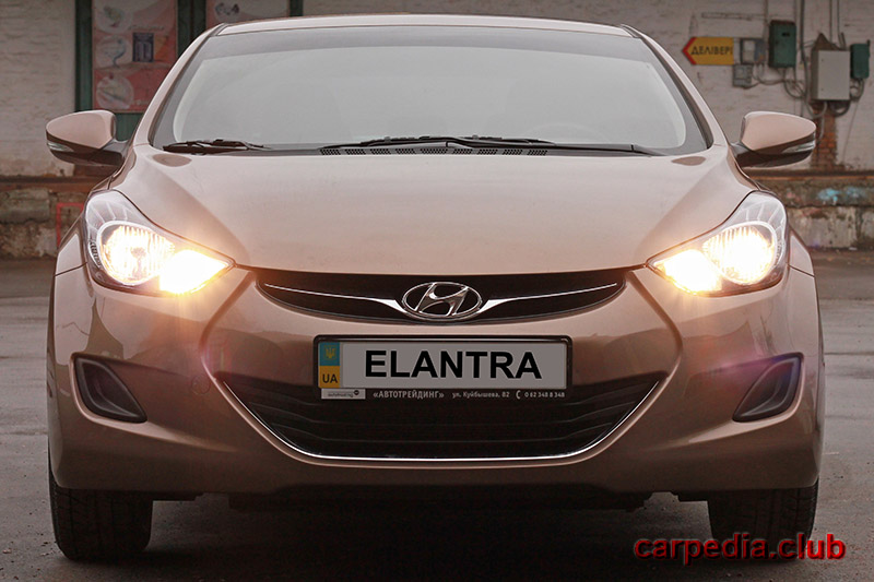 Лампы дальнего света 18647-55009L на автомобиле Hyundai ix35