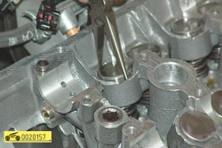 Извлеките гидротолкатель ГАз 31105 Волга