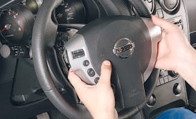 Подушка безопасности водителя Nissan Qashqai