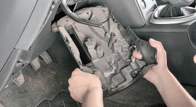 Кожух рулевой колонки Nissan Qashqai