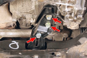Болты крепления кронштейна Nissan Qashqai