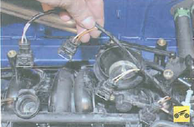 Колодки проводов снятые с форсунок Renault Logan
