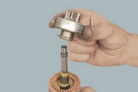 Как снять бендикс со стартера Removal, repair, replacement, starter installation Renault Logan 2004-2015 Gasol