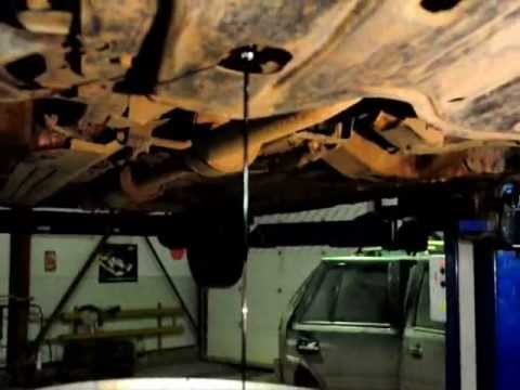 Слив моторного масла Renault Logan