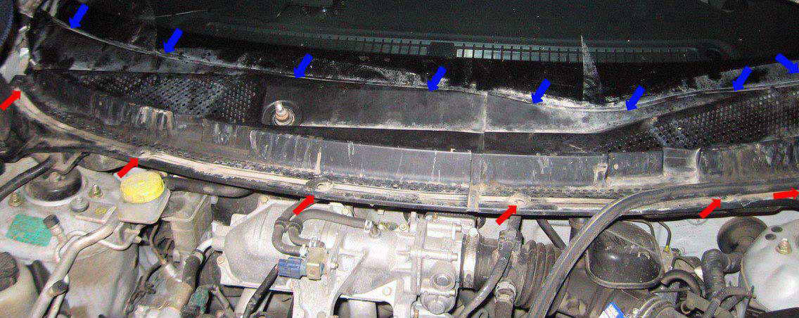 Обозначение зажимов и защелок Nissan Primera