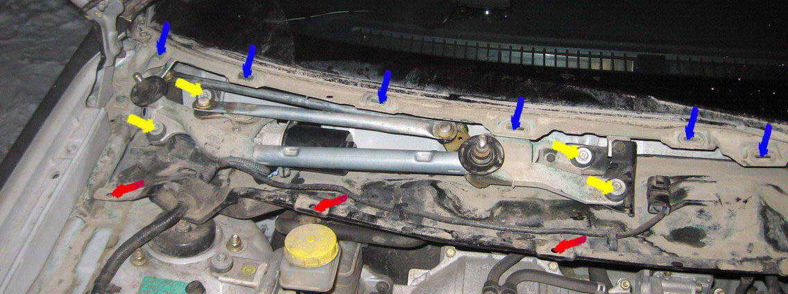 Болты механизма дворников Nissan Primera