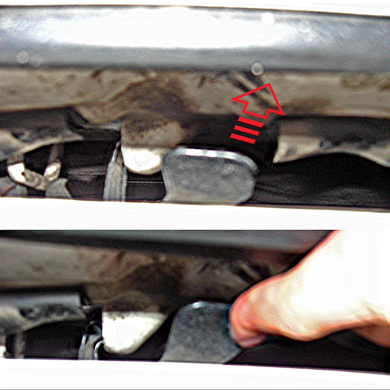 Потягивание вперед рычага блокировки замка капота Toyota RAV4