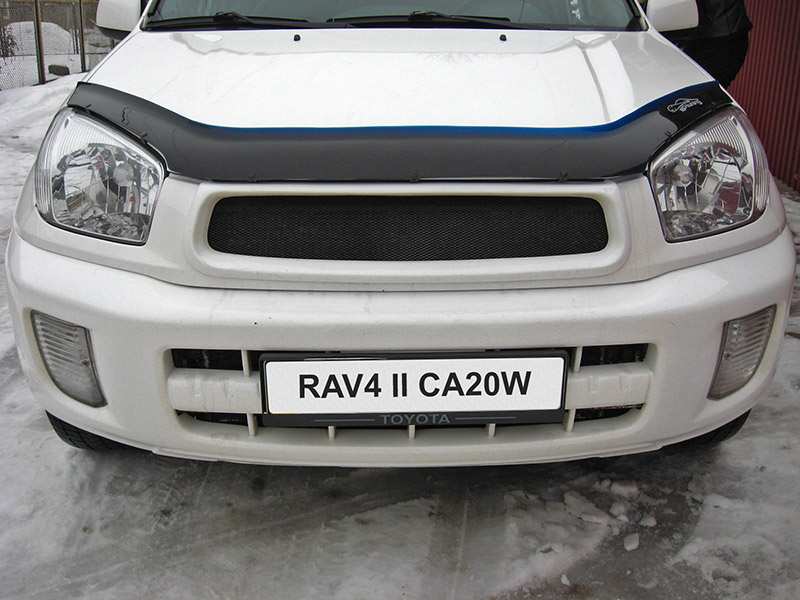 Передние блок-фары автомобиля Toyota RAV4 CA20W
