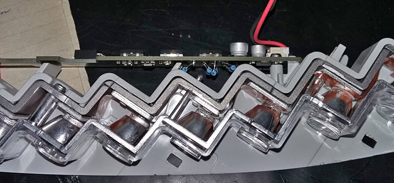 Прикрутить плату светодиодов ДХО Hyundai Santa Fe III DM