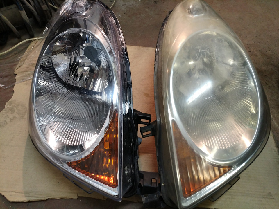 Замена передней блок-фары Nissan Note 2004 - 2012