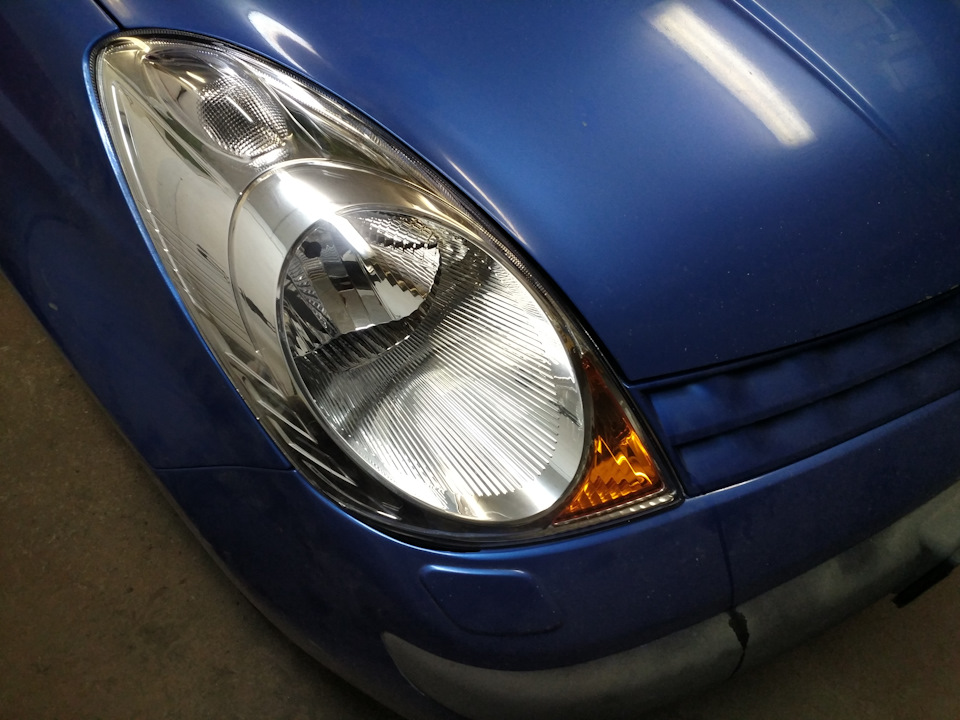 Замена передней блок-фары Nissan Note 2004 - 2012
