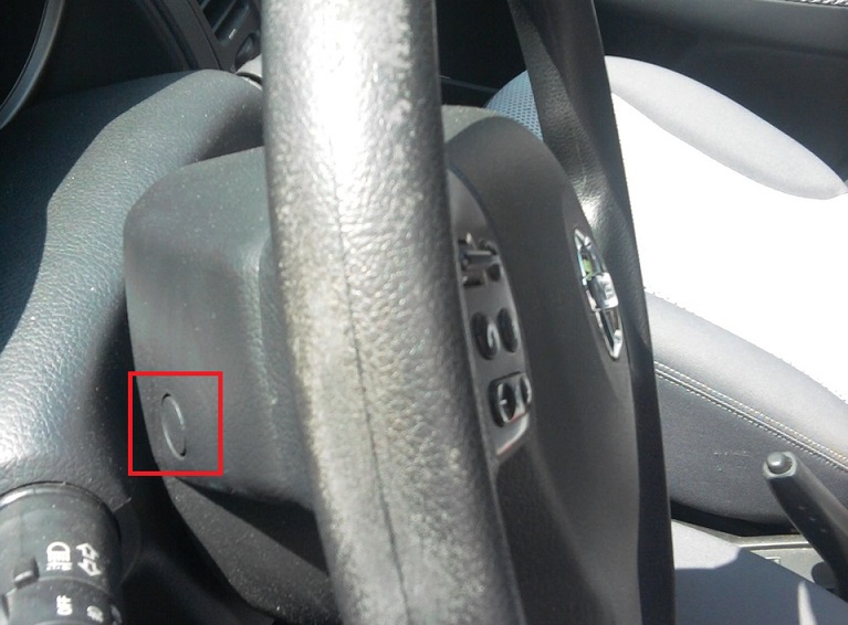 Снятие и установка подушки безопасности водителя Nissan Note 2004 - 2012