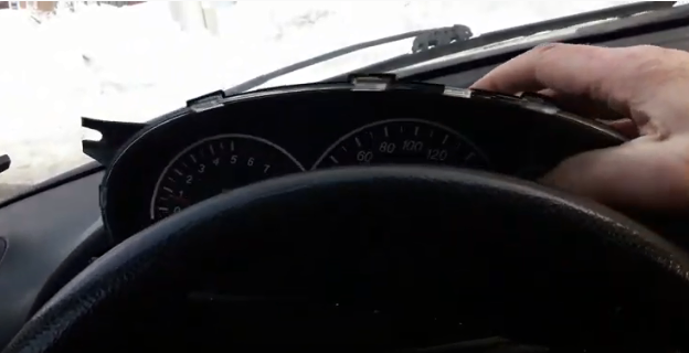 Снятие панели приборов на Лада Приора 2007 - 2018