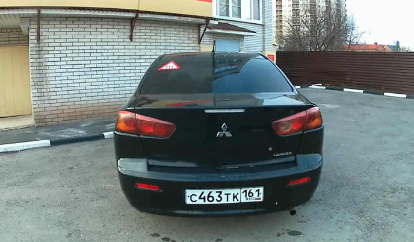 Замена лампы багажника Mitsubishi Lancer X