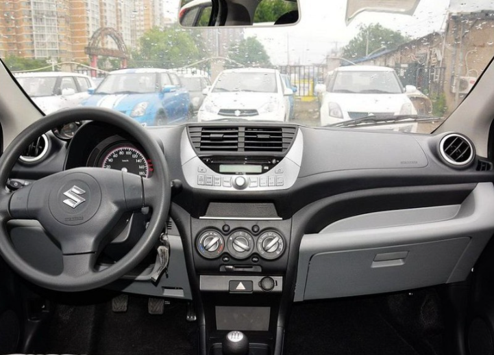 Замена салонного фильтра Suzuki Alto 2009 - 2014