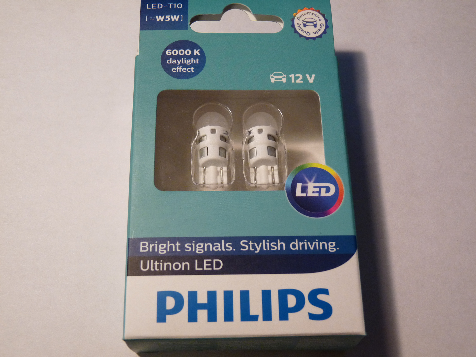 Филипс w5w. W5w t10 Philips Ultinon led. Philips t10 w5w 6000k. Лампочки Philips w5w 6000k. Led t10 w5w Philips.