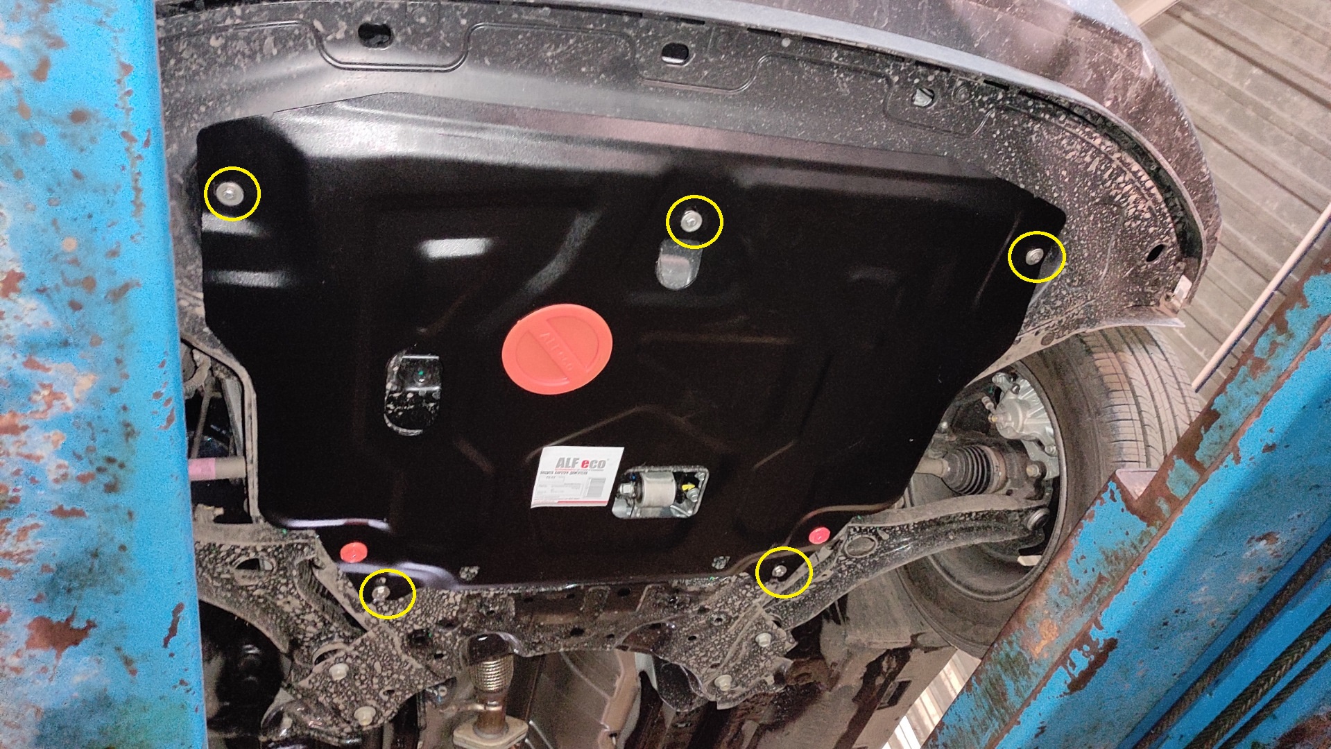 Проверка уровня и состояния масла в заднем редукторе Hyundai Creta