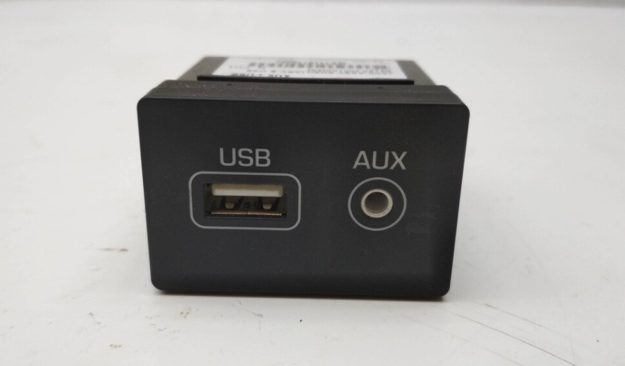 Снятие блока USB/AUX Hyundai Creta