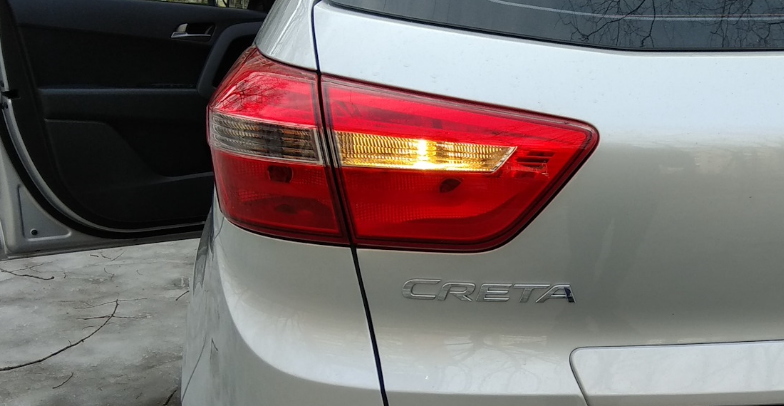 Замена лампочки заднего хода Hyundai Creta