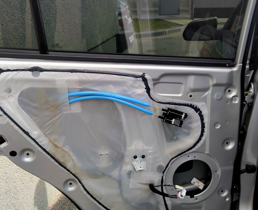 Замена стеклоподъемника задней двери Hyundai Creta