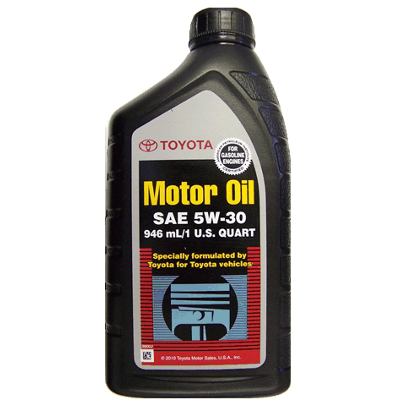 В Toyota Camry используется масло Toyota Genuine Motor Oil