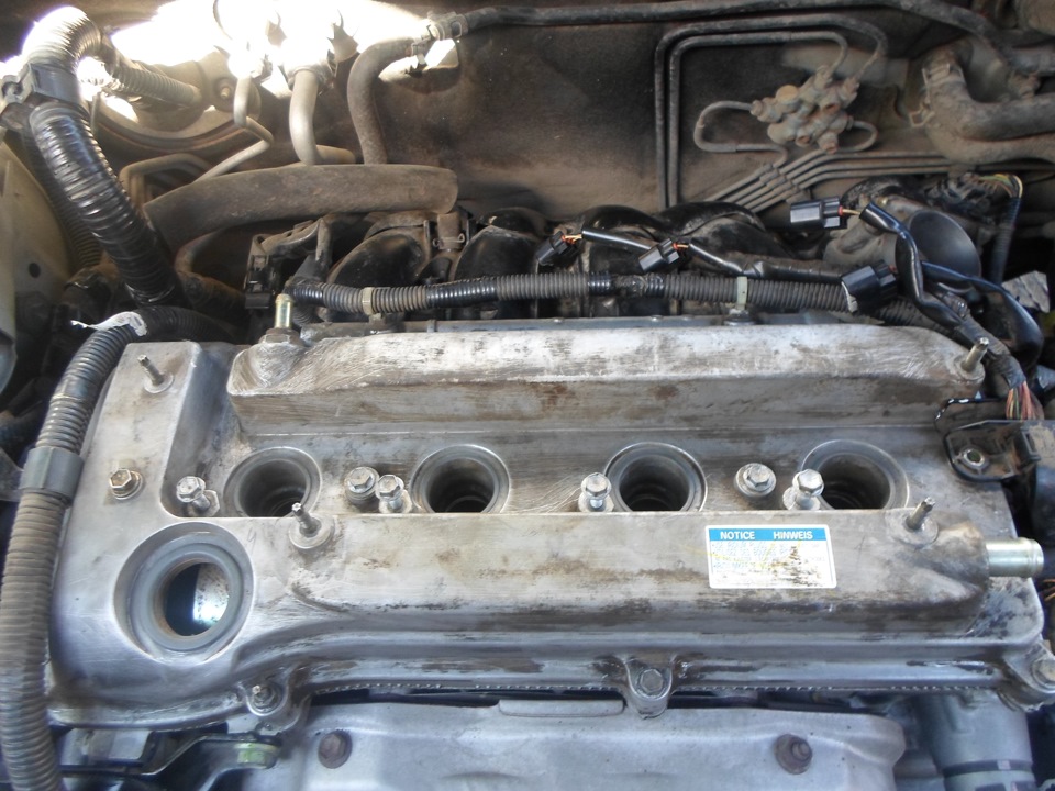 Двигатель Toyota Camry с установленной ГБЦ