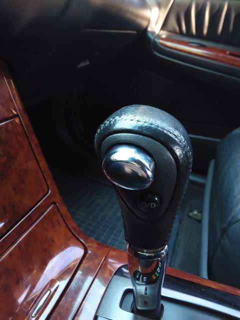 АКПП Toyota Camry с новой кнопкой 
