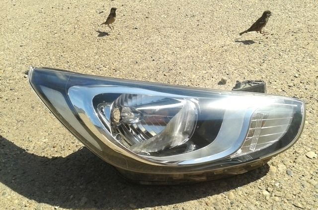 Снять блок-фару на автомобиле Hyundai Solaris