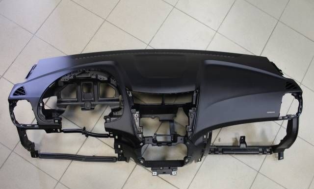 Снять торпеду на автомобиле Hyundai Solaris