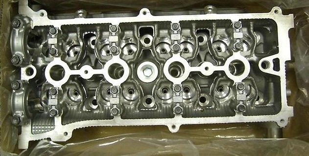 Головка блока цилиндров Toyota Camry