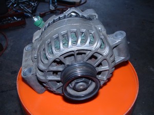 Гайка крепления шкива генератора Ford Focus 2
