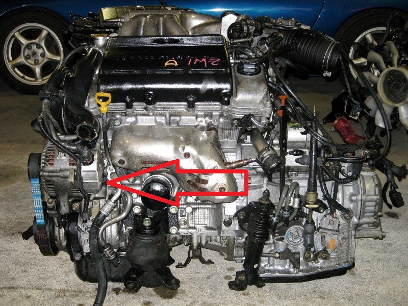 Генератор двигателя Toyota Camry 
