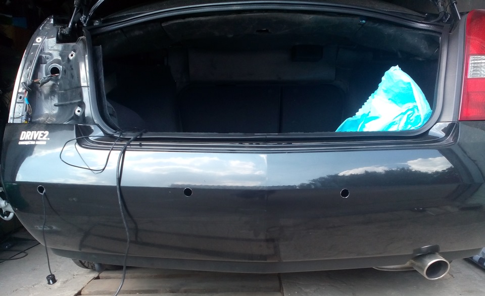 Сверлим остальные отверстия Nissan Primera