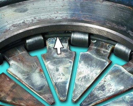 Оценка состояния опорных колец нажимной пружины корзины сцепления Лада Гранта (ВАЗ 2190)