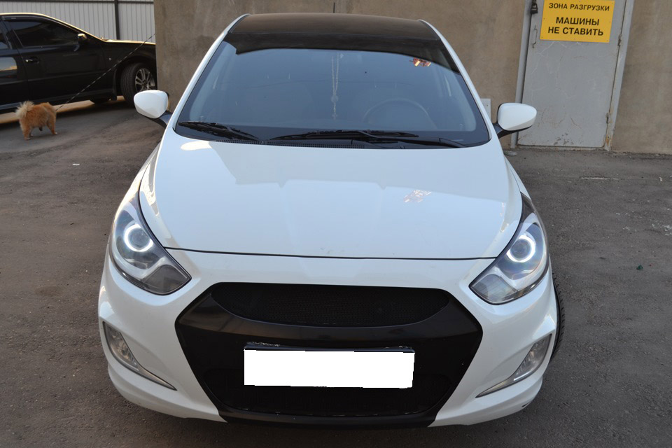 Установка линз на автомобиле Hyundai Solaris 2010-2016